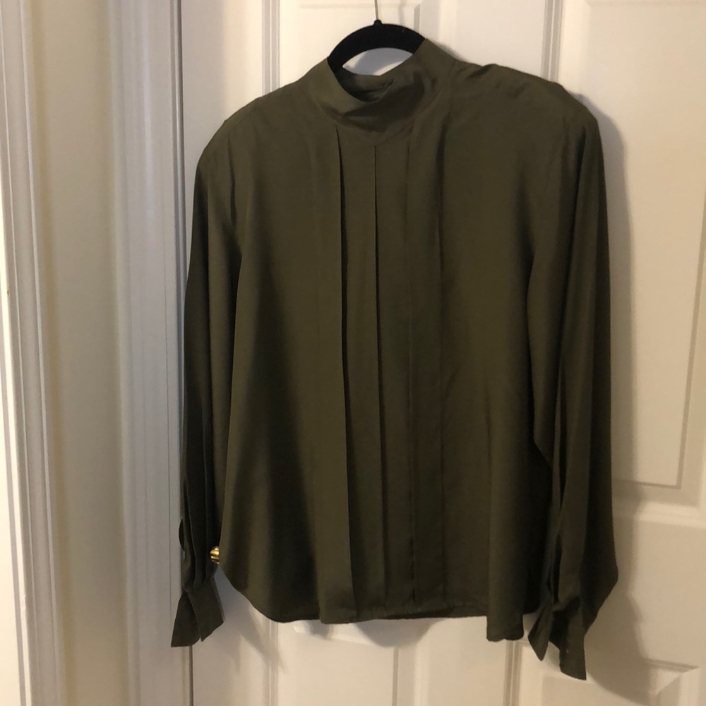 Stunning soft EUC Christian Dior chemise blouse.